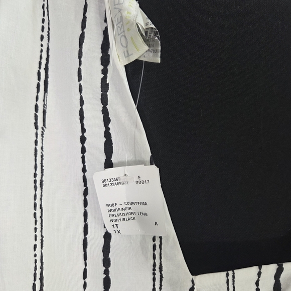 Forever 21 Black and White Striped Dress With Open Back Size 1X - Picture 5 of 7